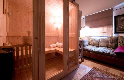 Civita di Bagnoregio Bed & Breakfast | Corte della Maestà Antica Residenza