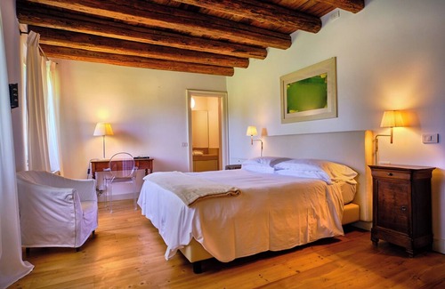 Sona Cabin | Corte Guastalla in the nature between Verona and Lake Garda