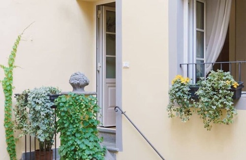 Lucca Historical Center Apartment | Corte Paolina - charming courtyard inside Lucca