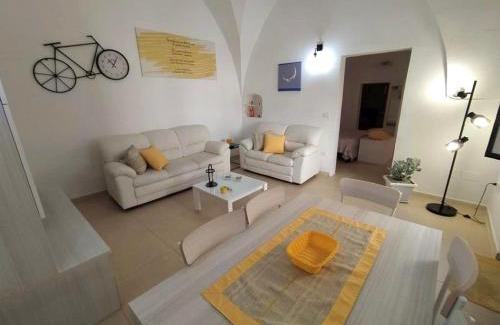 Sannicola Apartment | Corte Sirio Rooms & Apartment