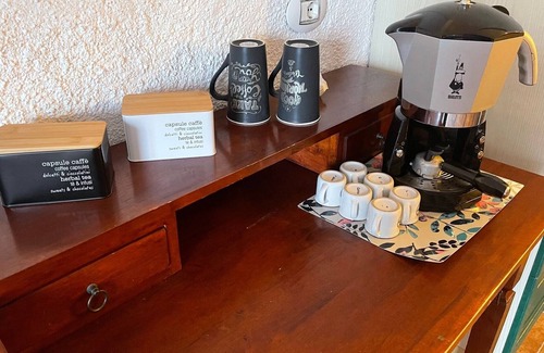 Soave House | Corte Soave Apartment, swimming pool and whirlpool