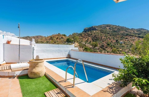 Comares Villa | Cortijo Bonacho Comares by Ruralidays