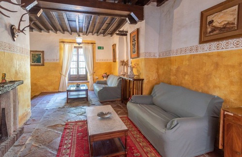 Puerto de la Torre Villa | Cortijo Casas Viejas Almogía by Ruralidays