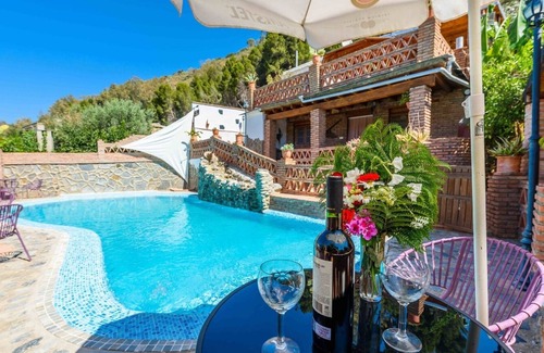 Agustinos Villa | Cortijo El Chinas Órgiva by Ruralidays