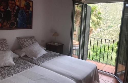 Ojen Ski Chalet | Cortijo Huerta la Casa