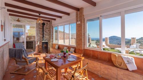 Competa House | Cortijo Las Vistas Cómpeta by Ruralidays