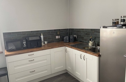 Roscoe Apartment | Cortoon Inn, Double Room 4 (1 DBL)