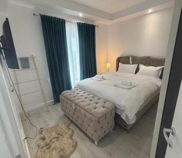 Stefanestii de Jos Apartment | COSMO 1, 2 Rooms, 2 Beds, 1 Parking, Shopping & Swimming