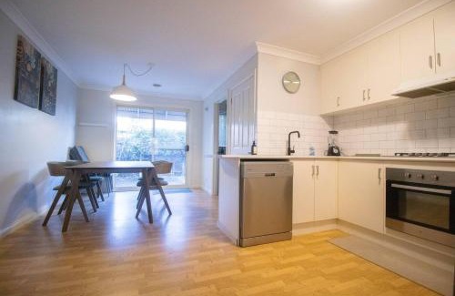Ballarat House | Cosmo Place - Pet Friendly With Private Yard