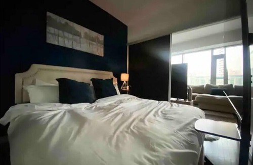 Downtown Toronto Condo | Cosmo Views From The 6ix - Heart of Downtown Core