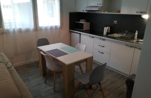 Nord - Gare Apartment | Cosmopolitan & Parking, Centre ville Le Mans