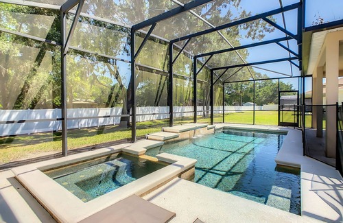 Crystal Cove House | Cost-Effectiven 8BR/5BA pool home! Near Disney,SeaWorld and Convention Ctr