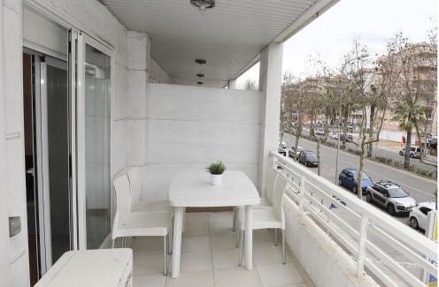 Salou City Centre Apartment | COSTA DAURADA APARTAMENTS - Royal 103 Luxe