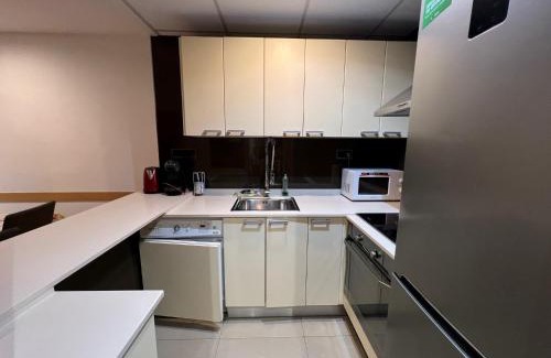Salou City Centre Apartment | COSTA DAURADA APARTAMENTS - Royal 103 Luxe