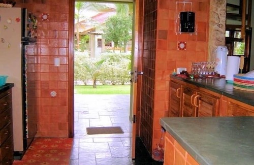 Costa do Sol House | COSTA DO SOL HOUSE, 3 bedrooms, with WIFI and only 30 meters from the beach.