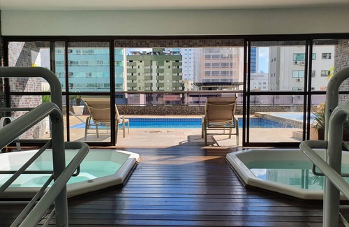 Centro Apartment | COSTA SUL 1705, SWIMMING POOLS, CLIMATIZADO, SAC/SCREEN, WIFI, TVA, PRÓX AO MAR, CENTRO