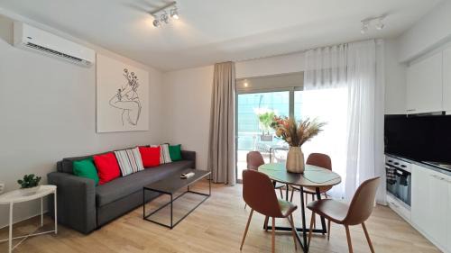 Voula Apartment | Costa Voula Shared Pool & Beach Apartment A2