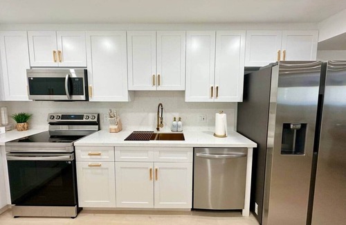 Key Largo Apartment | Costal Gem l Marina, Pickelball