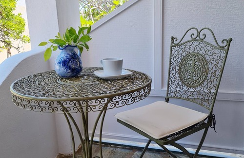 Mpatsi Apartment | Cosy 1-Bed Studio in Andros