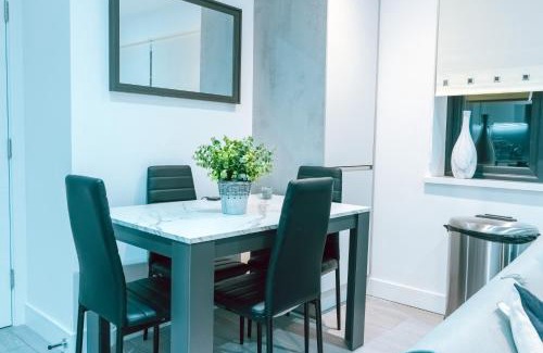 Purley Apartment | Cosy 1Bed Apart with Wifi
