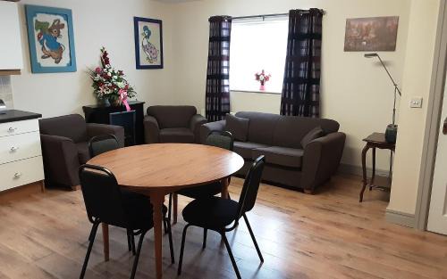 Enniscrone House | Cosy 2-Bed Cottage in Sligo