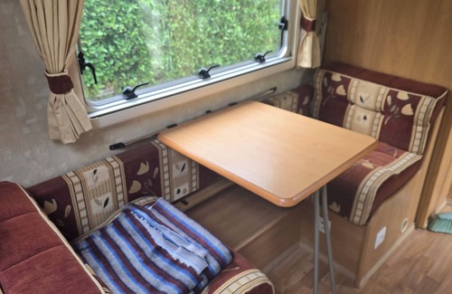 Combles House | Cosy 3-bed caravan and a small one in the countryside