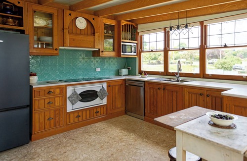 Oberon Cottage | Cosy 3-bedroom character cottage in Oberon