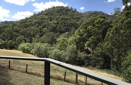 Merrijig House | Cosy 3 bedroom house at the base of Mount Buller