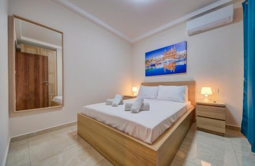 Il-Balluta Apartment | Cosy 3BR home with Private Terrace in Sliema by 360 Estates