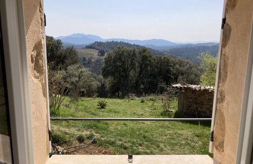 Tanneron Cottage | Cosy ALL NEW cottage with swimming pool-