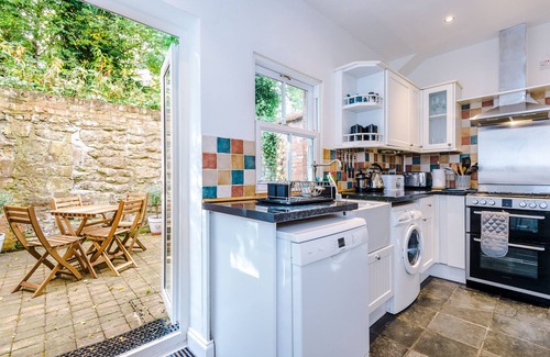 Chester Cottage | Cosy and Idyllic Fisherman's Cottage in Chester