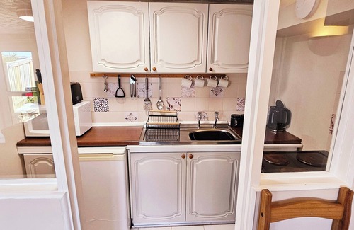 Cylch-Y-Garn House | Cosy Annexe Sleeps 4