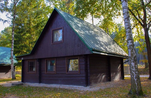 Hradec Kralove House | Cosy apartment in villa for 12 guests with WIFI, TV, patio, pets allowed and parking