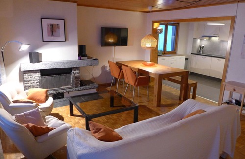 Chermignon Apartment | Cosy apartment for 5 people with WIFI, TV and balcony
