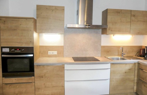 Strass im Zillertal Apartment | Cosy apartment for 8 guests with WIFI, TV, patio and pets allowed