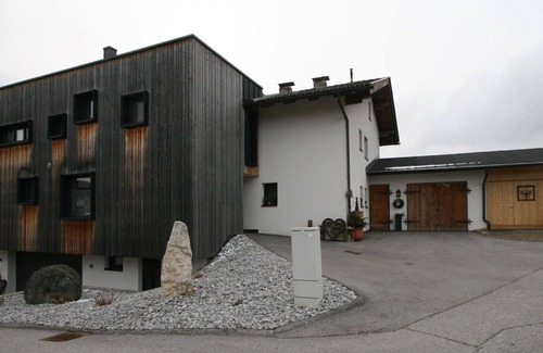 Wiesing Apartment | Cosy apartment for 5 guests with WIFI, TV and terrace
