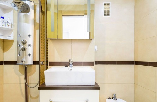 Cabanes Apartment | Cosy apartment for 4 people with A/C, pool, TV, terrace, pets allowed and parking