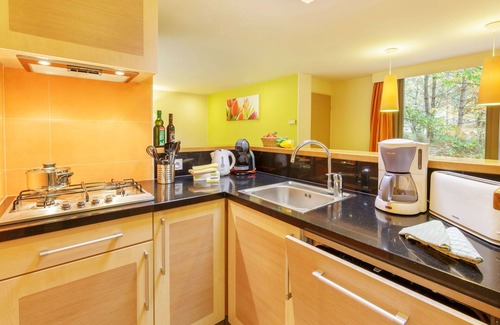 Chaumont-sur-Tharonne House | Cosy apartment in villa for 6 guests with WIFI, hot tub, pool, TV, terrace and parking