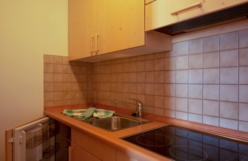 Lajen Apartment | Cosy Apartment 4 "Zur Sonne" with Mountain View, Balcony & Garden