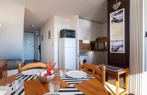 Saint-Hippolyte Apartment | Cosy apartment for 4 guests with pool, WIFI, TV and terrace