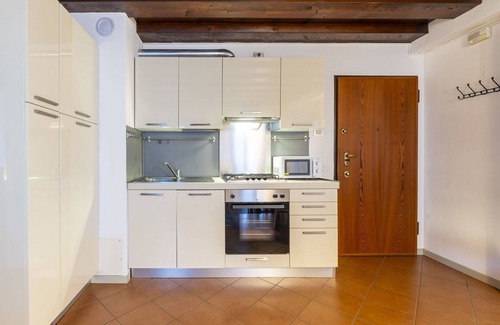 Morbegno Apartment | Cosy apartment for 2 guests with WIFI, TV and balcony
