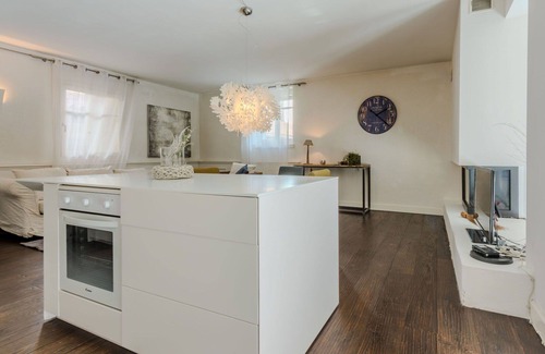 Trento Apartment | Cosy apartment for 3 people with WIFI and TV