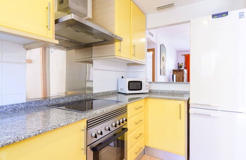 Moncofar Apartment | Cosy apartment for 4 people with pool, TV and terrace