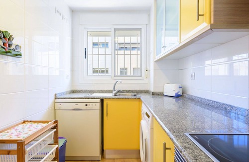 Moncofar Apartment | Cosy apartment for 4 people with pool, TV and terrace
