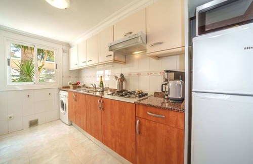 Andraitx Apartment | Cosy apartment for 4 guests with pool, WIFI, A/C, TV, balcony and parking