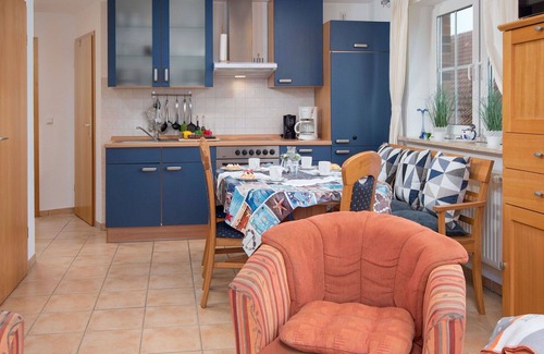 Norden Apartment | Cosy apartment for 4 guests with WIFI, TV, balcony and pets allowed
