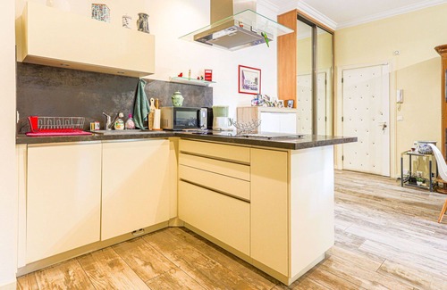 La Madeleine Apartment | Cosy apartment for 4 guests with WIFI, pool, TV and terrace