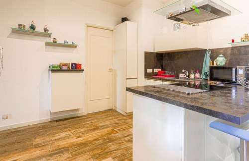 La Madeleine Apartment | Cosy apartment for 4 guests with WIFI, pool, TV and terrace