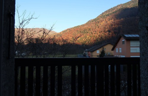 Les Posses-sur-Bex Apartment | Cosy apartment for 4 guests with WIFI, TV, balcony and panoramic view