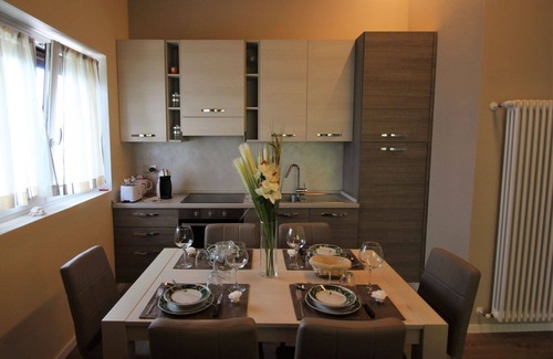 Oggebbio Apartment | Cosy apartment for 4 people with TV, terrace and pets allowed